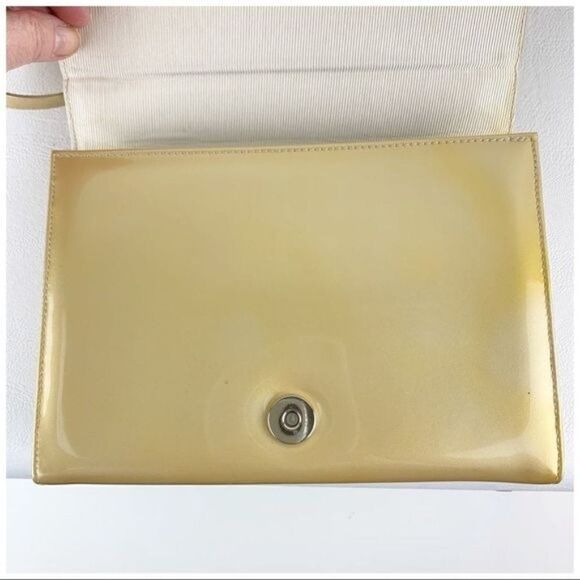 Stuart Weitzman Vintage Gold Evening Shoulder Bag‎ - Picture 7 of 9